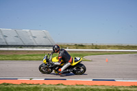 Rockingham-no-limits-trackday;enduro-digital-images;event-digital-images;eventdigitalimages;no-limits-trackdays;peter-wileman-photography;racing-digital-images;rockingham-raceway-northamptonshire;rockingham-trackday-photographs;trackday-digital-images;trackday-photos